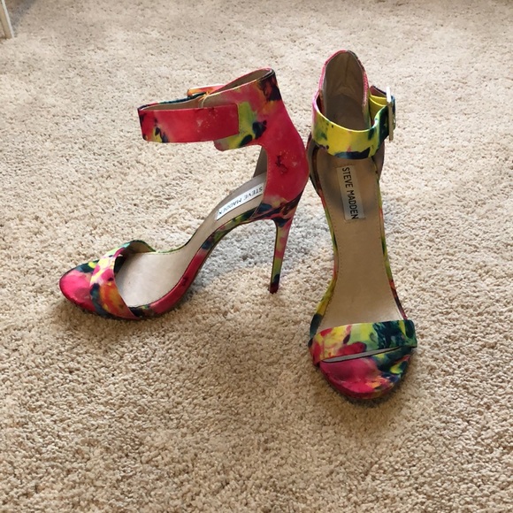 Steve Madden Multi-Color Heels - Picture 1 of 5
